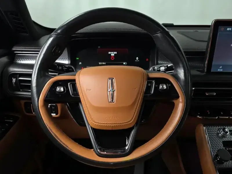 2021 Lincoln Aviator с пробегом 101 646 км
