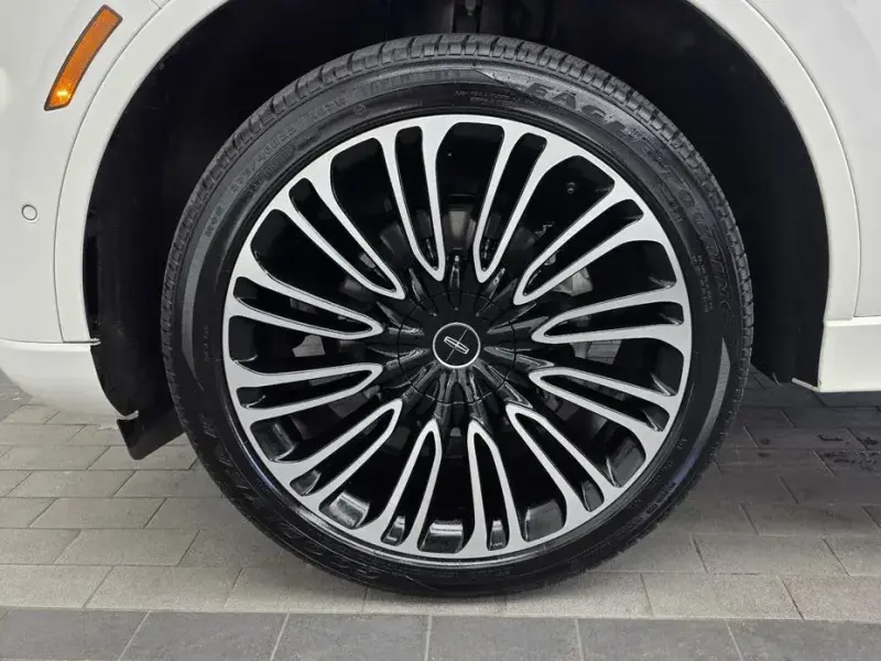 2022 Lincoln Aviator с пробегом 50 804 км