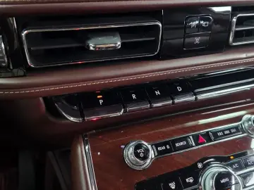 2022 Lincoln Aviator с пробегом 50 804 км