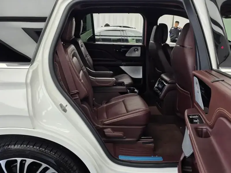 2022 Lincoln Aviator с пробегом 50 804 км