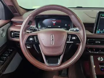 2022 Lincoln Aviator с пробегом 50 804 км