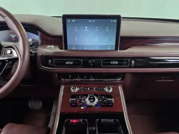 2022 Lincoln Aviator с пробегом 50 804 км