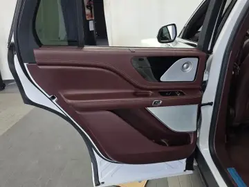 2022 Lincoln Aviator с пробегом 50 804 км