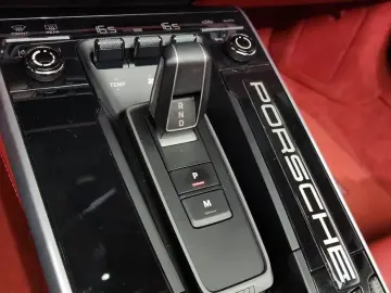 2022 Porsche 911 с пробегом 53 089 км
