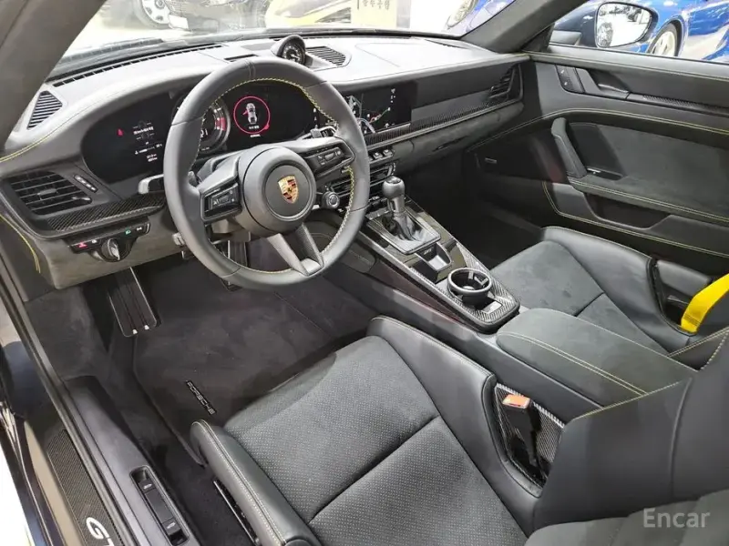 2022 Porsche 911 GT3 с пробегом 12 400 км