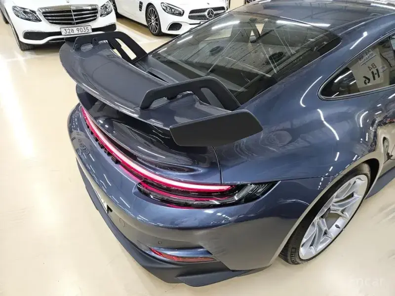 2022 Porsche 911 GT3 с пробегом 12 400 км