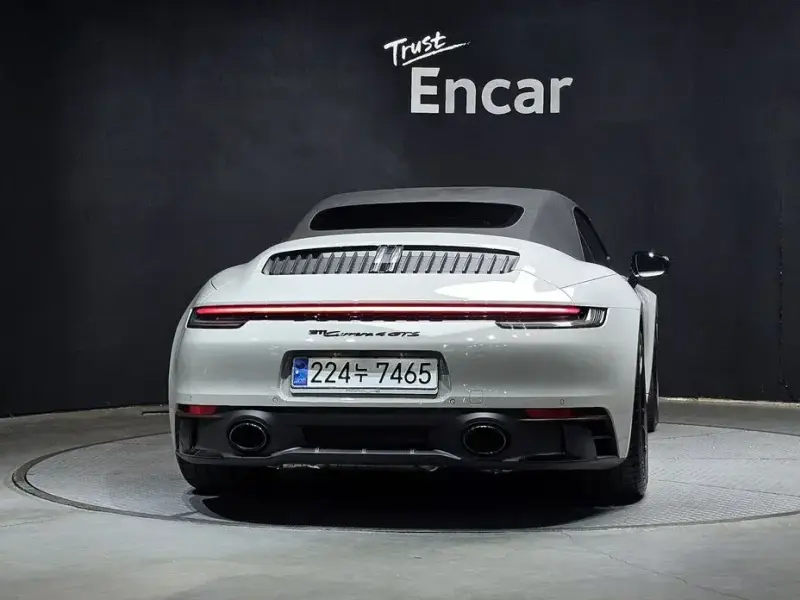 2023 Porsche 911 с пробегом 11 845 км