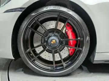 2023 Porsche 911 с пробегом 11 845 км