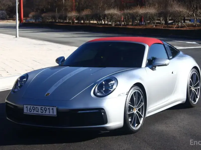 2024 Porsche 911 с пробегом 2 800 км