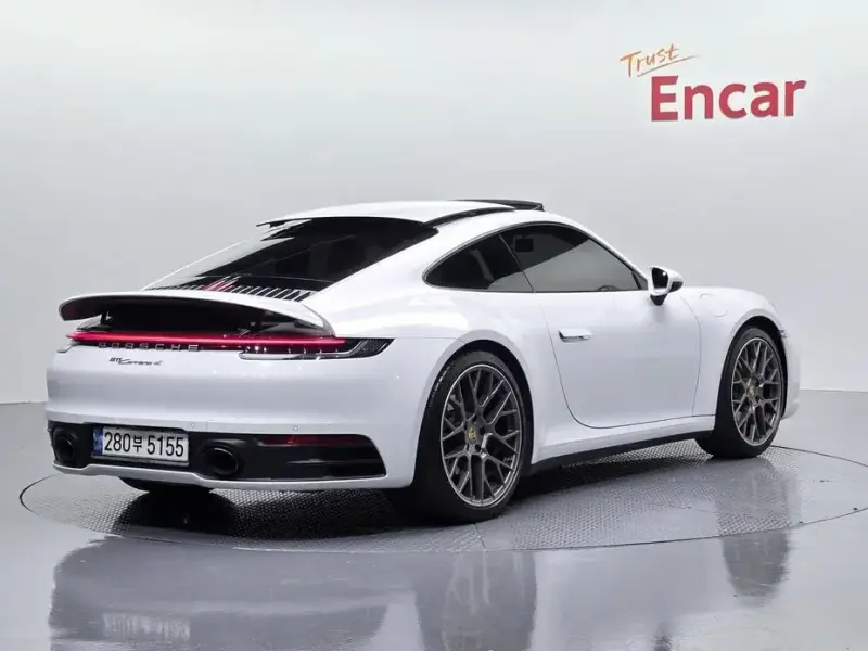 2020 Porsche 911 с пробегом 44 611 км
