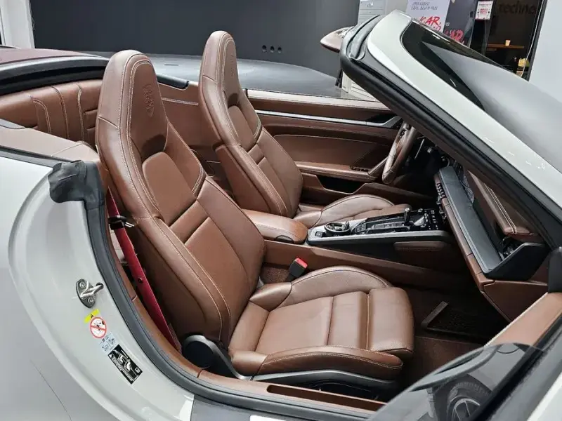 2021 Porsche 911 с пробегом 48 843 км