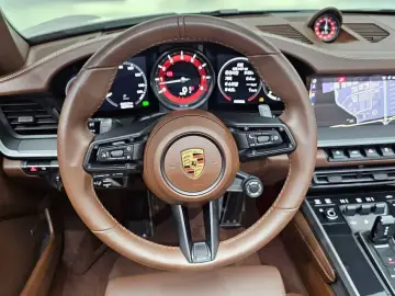 2021 Porsche 911 с пробегом 48 843 км