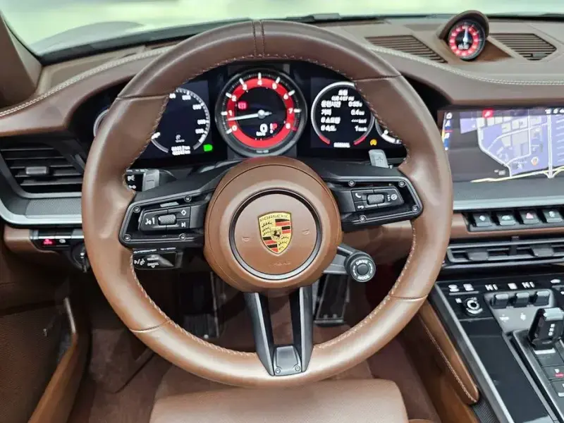 2021 Porsche 911 с пробегом 48 843 км