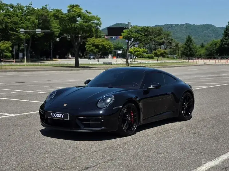 2022 Porsche 911 с пробегом 6 300 км