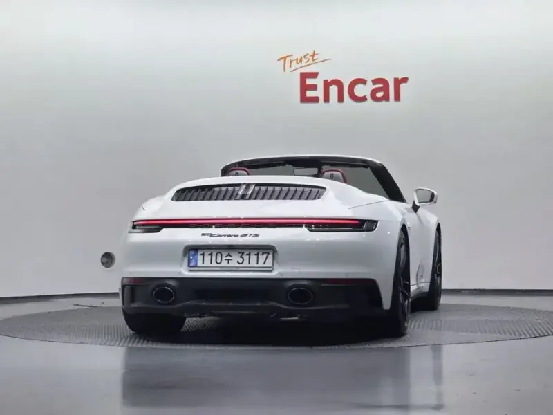 2022 Porsche 911 с пробегом 10 470 км