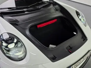 2022 Porsche 911 с пробегом 10 470 км