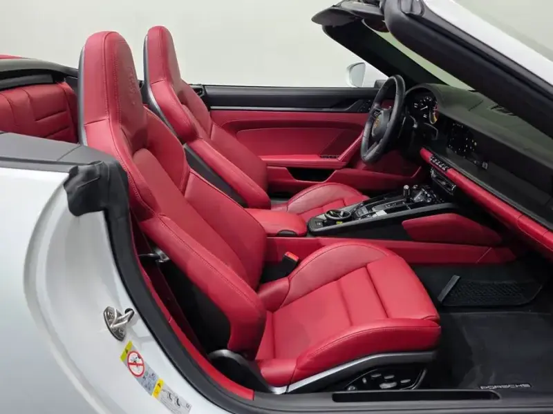 2022 Porsche 911 с пробегом 10 470 км