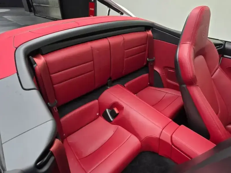 2022 Porsche 911 с пробегом 10 470 км