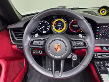 2022 Porsche 911 с пробегом 10 470 км