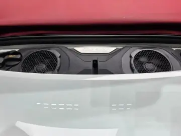 2022 Porsche 911 с пробегом 10 470 км