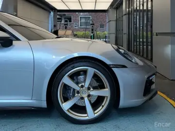 2024 Porsche 911 с пробегом 5 500 км