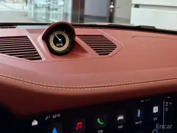 2024 Porsche 911 с пробегом 5 500 км