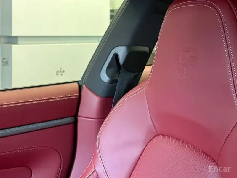 2024 Porsche 911 с пробегом 5 500 км