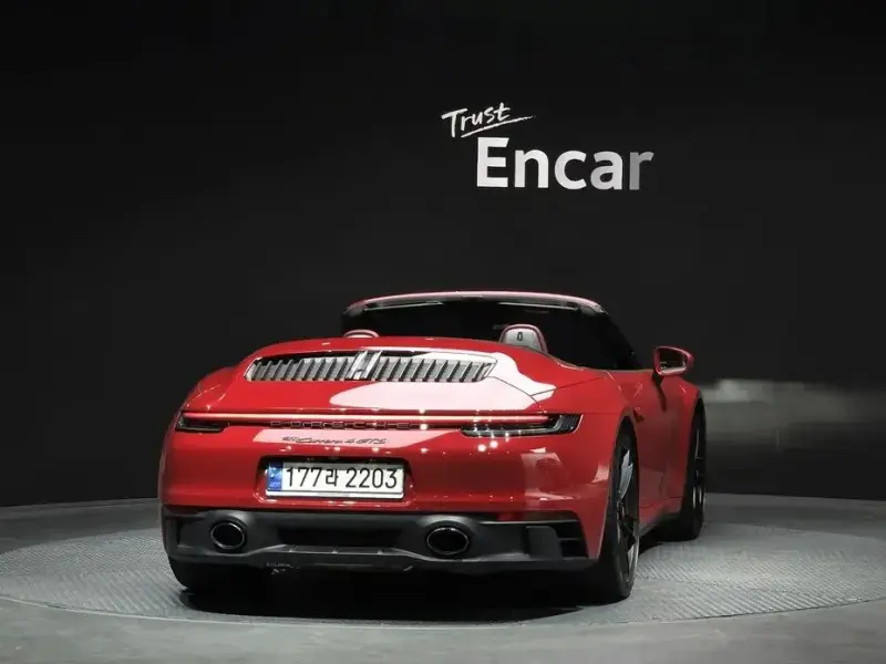 2022 Porsche 911 с пробегом 23 061 км