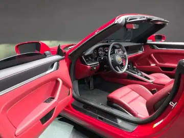 2022 Porsche 911 с пробегом 23 061 км