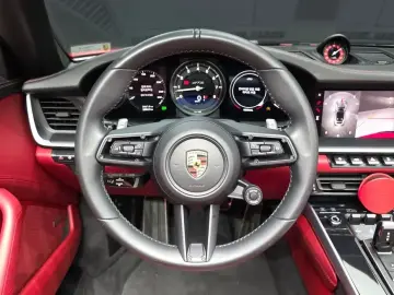2022 Porsche 911 с пробегом 23 061 км