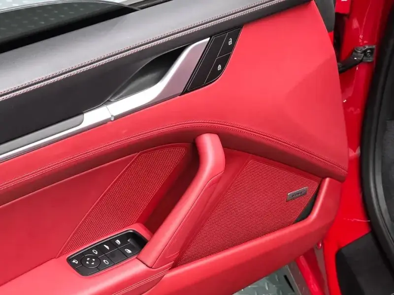 2022 Porsche 911 с пробегом 23 061 км