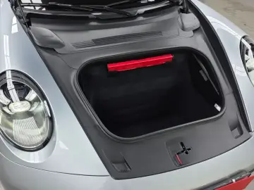 2020 Porsche 911 с пробегом 27 841 км