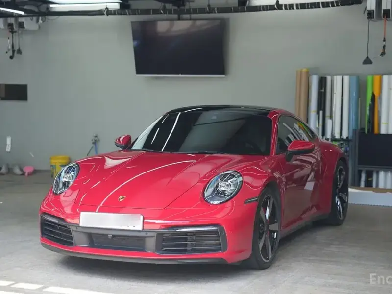 2020 Porsche 911 с пробегом 28 000 км