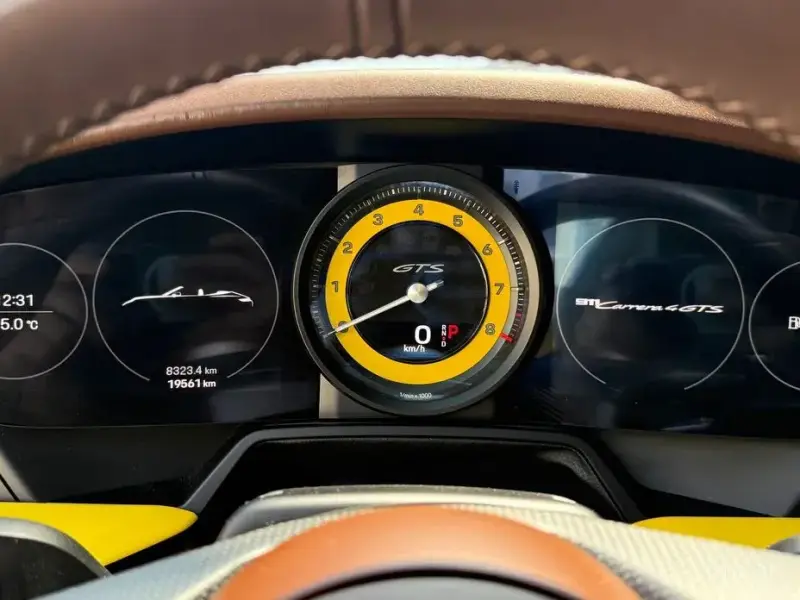 2023 Porsche 911 с пробегом 19 560 км