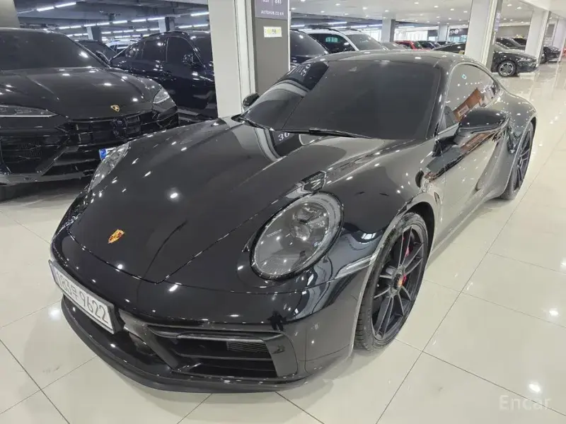 2023 Porsche 911 с пробегом 14 267 км