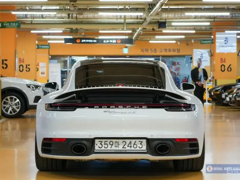 2020 Porsche 911 с пробегом 41 700 км