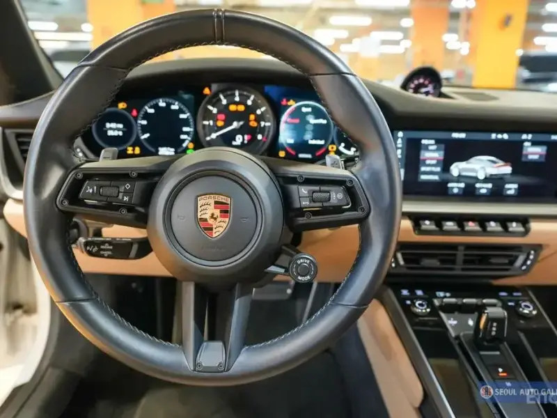 2020 Porsche 911 с пробегом 41 700 км