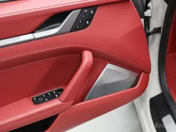 2023 Porsche 911 с пробегом 16 470 км