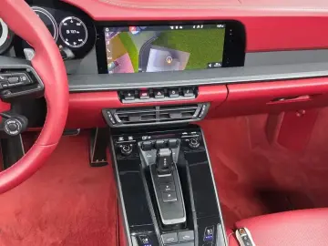 2021 Porsche 911 с пробегом 12 466 км