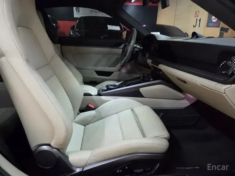 2021 Porsche 911 с пробегом 28 900 км