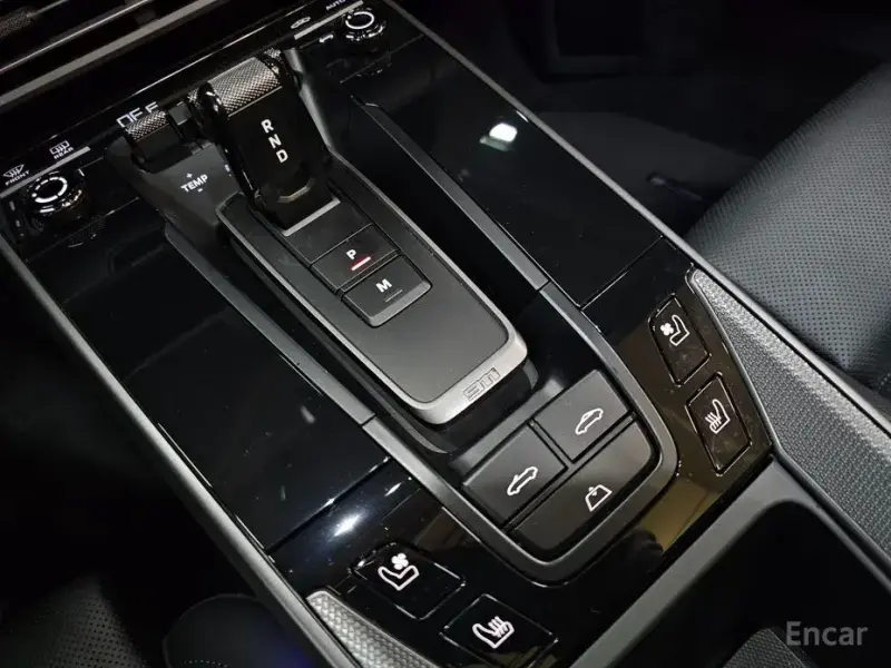 2021 Porsche 911 с пробегом 15 200 км