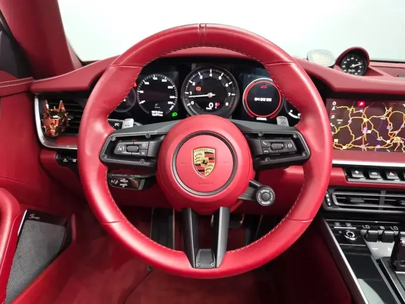 2021 Porsche 911 с пробегом 16 474 км