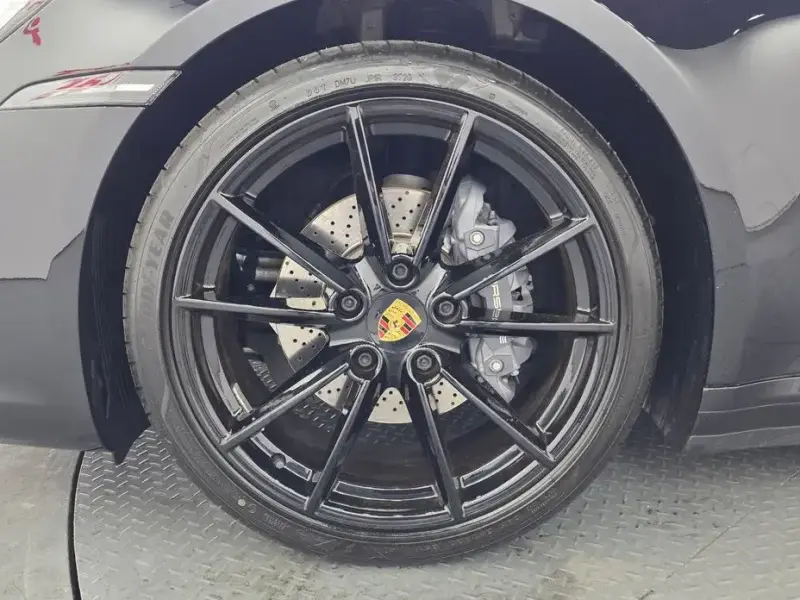2020 Porsche 911 с пробегом 25 750 км