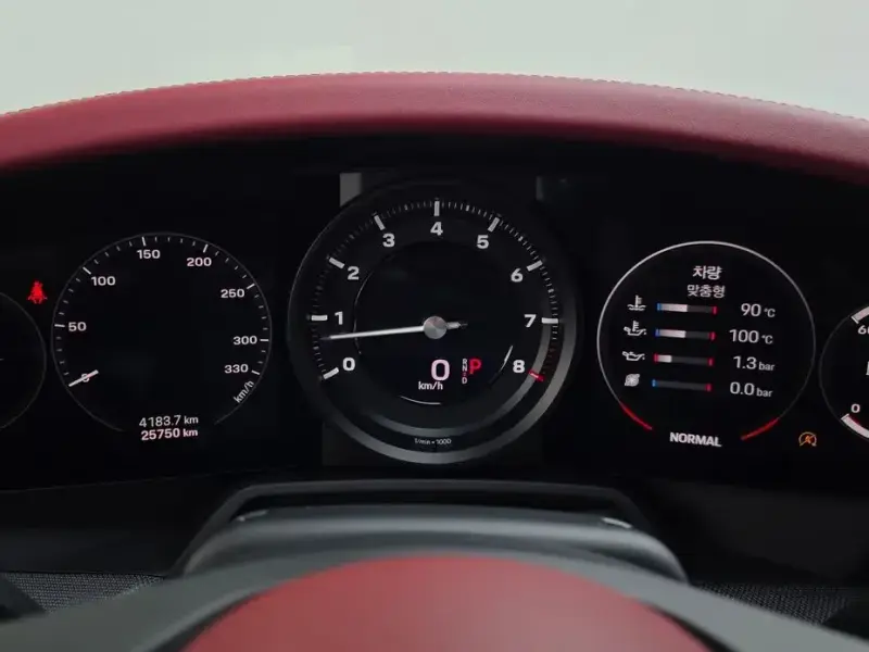 2020 Porsche 911 с пробегом 25 750 км