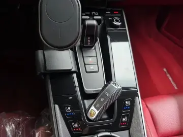 2020 Porsche 911 с пробегом 25 750 км