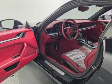 2020 Porsche 911 с пробегом 25 750 км