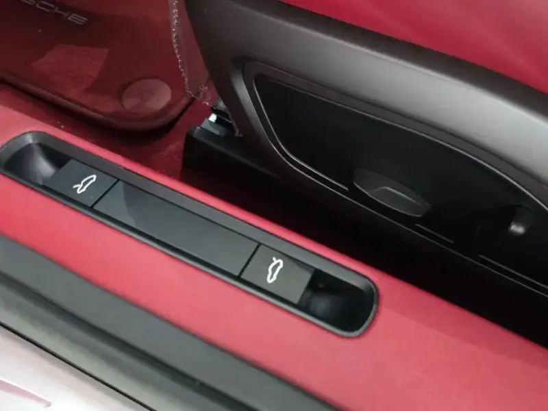 2020 Porsche 911 с пробегом 25 750 км
