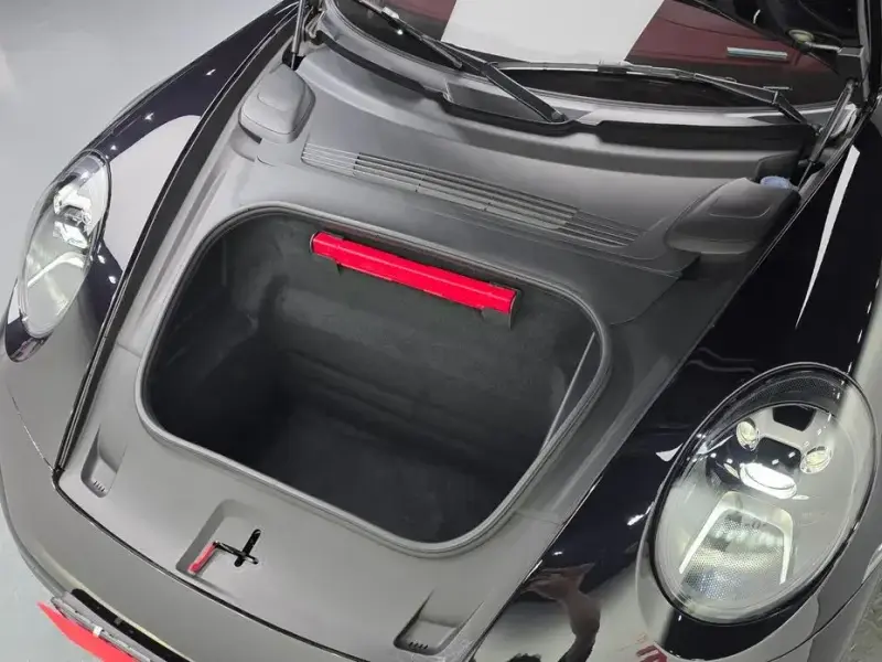 2020 Porsche 911 с пробегом 25 750 км
