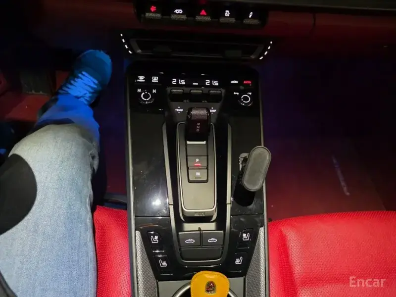 2023 Porsche 911 с пробегом 16 789 км