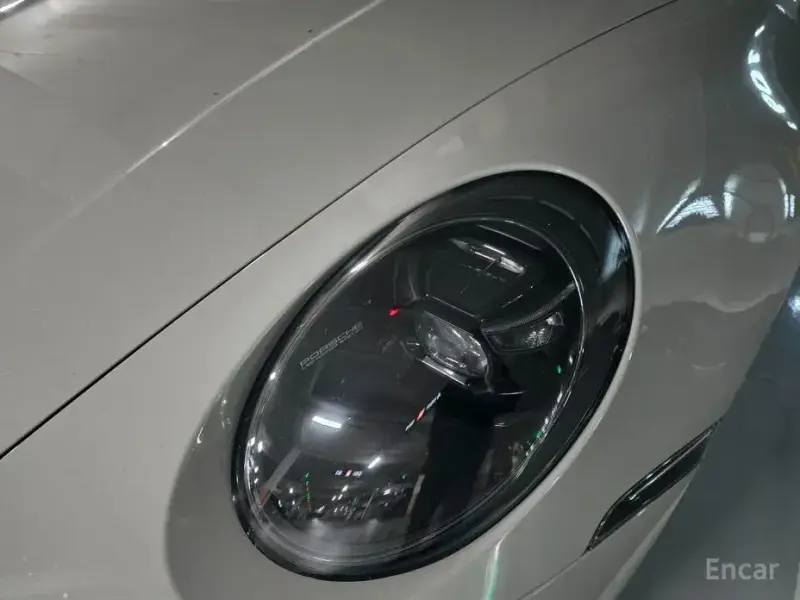 2023 Porsche 911 с пробегом 5 300 км